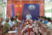 Đồng Phú thăm và tặng quà Tết Chôl Chnăm Thmây cho đồng bào dân tộc Khơme     