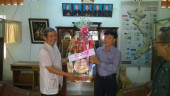Lãnh đạo huyện Đồng Phú thăm, chúc mừng Lễ Phục sinh