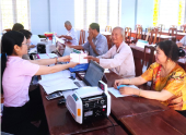 Ngân hàng CSXH huyện Đồng Phú tổ chức phiên giao dịch đầu năm tại xã Tân Lợi