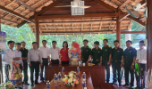 Chủ nhiệm UBKT Tỉnh ủy Giang Thị Phương Hạnh thăm và tặng quà tết tại Đồng Phú