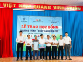 181 triệu đồng “Chắp cánh ước mơ” cho em Phan Tấn Phát