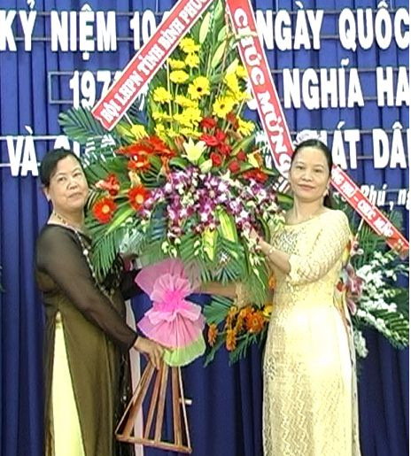 Đồng Phú họp mặt ngày quốc tê phụ nữ và giao lưu hát ru, hát dân ca