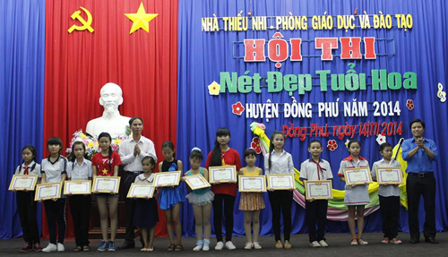 Tổ chức Hội thi “Nét đẹp tuổi hoa” huyện Đồng Phú năm 2014