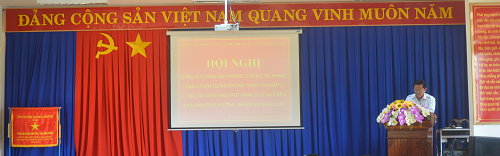 Chủ tịch UBND huyện Trần Văn Vinh phát biểu chỉ đạo tại Hội nghị