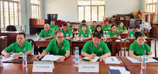 Quang cảnh tại phiên giao dịch xã Tân Lợi ngày đầu năm Ất Tỵ 2025